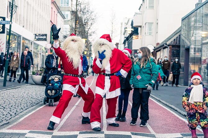 Reykjavik Christmas Walking Tour - Penninn Eymundsson shows why books matter at Christmas