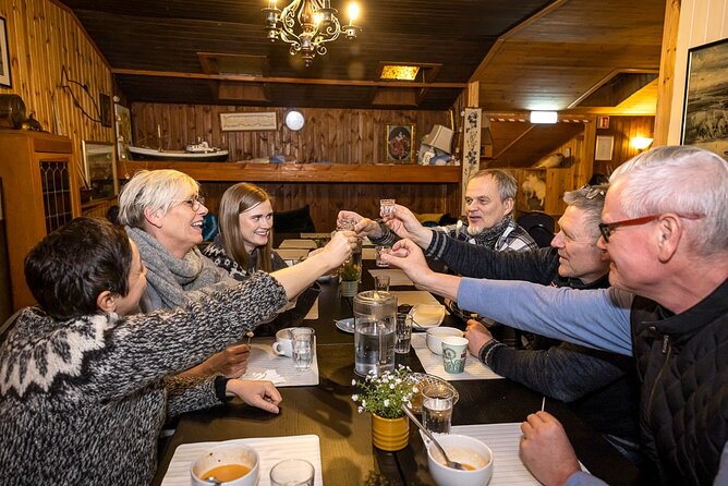 Reykjavik Food Lovers Tour - Icelandic Traditional Food - Shellfish soup by the old harbor