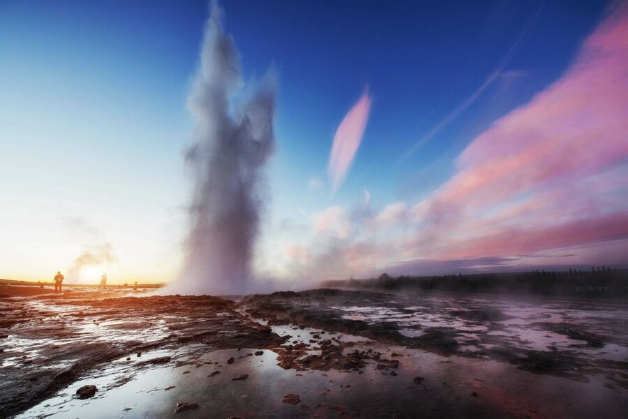 Reykjavík: Golden Circle Afternoon Tour - Geysir and the eight-minute wait for Strokkur