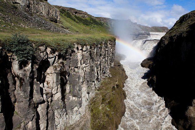 Reykjavik: Golden Circle and Northern Lights Small-Group Tour - Northern lights hunting after dark