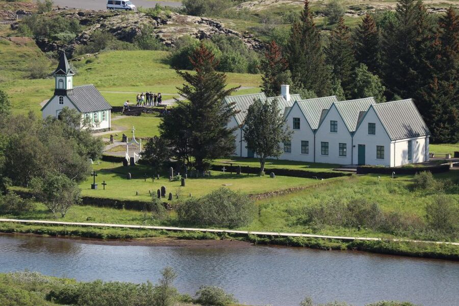 Reykjavík: Golden Circle Geological Jeep Day Trip - Price, group size, and what you receive