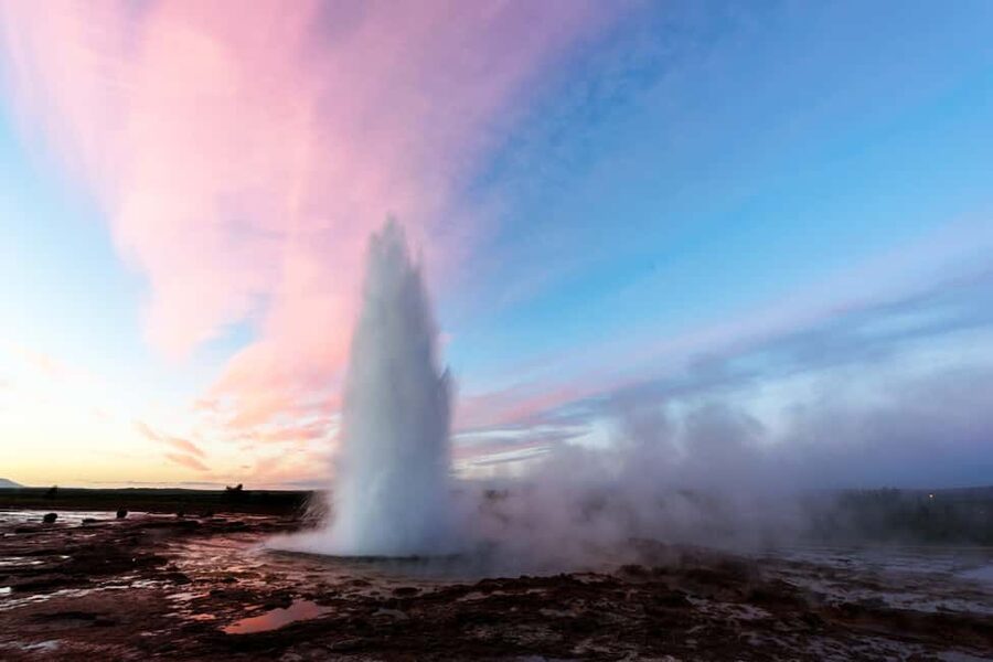 Reykjavík: Golden Circle, Secret Lagoon, & Friðheimar Tour - Why this Golden Circle combination works