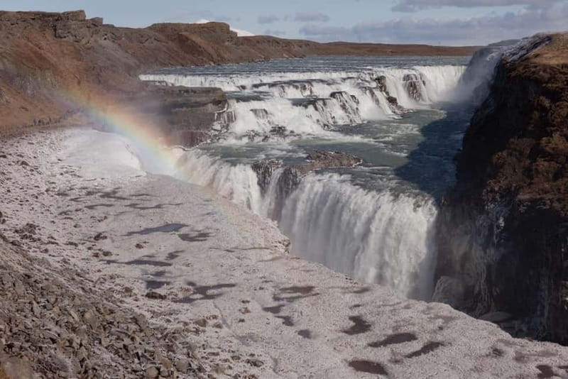 Reykjavik: Golden Circle Super Jeep and Snowmobile Tour - Guides can shape the whole nine-hour day