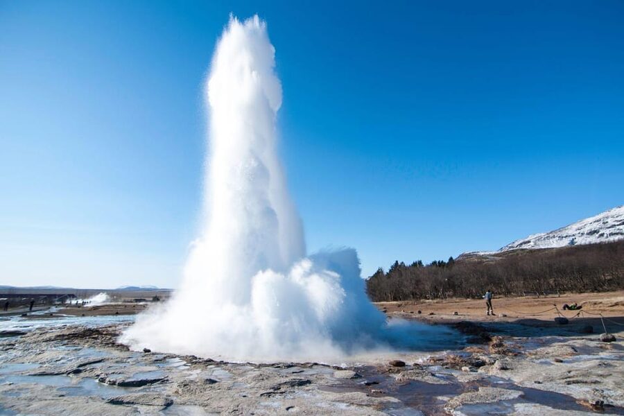Reykjavik: Golden Circle Super Jeep Tour with Snowmobiling - Key points at a glance