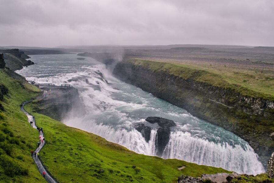 Reykjavik: Golden Circle, Tomato Farm and Kerið Crater Tour - Efstidalur Farm and Icelandic ice cream
