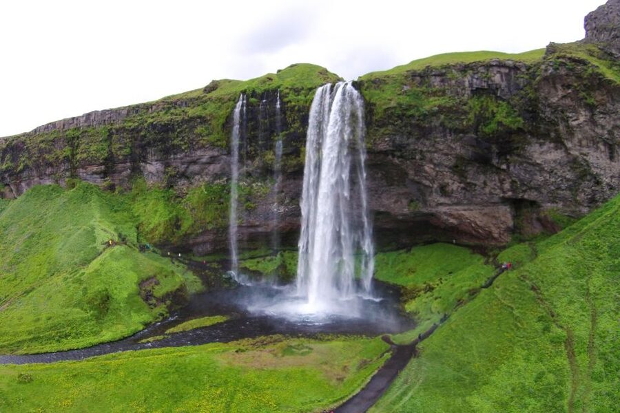 Reykjavik: Iceland South Coast & Glacier Snowmobile Tour - What the $332 price includes