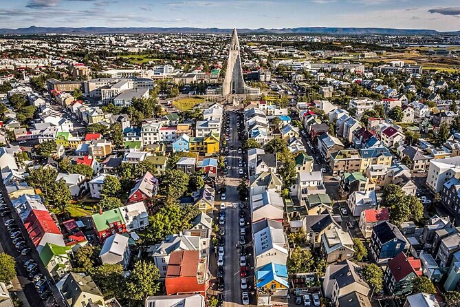 Reykjavik International Airport Private Arrival Transfer - Why a private airport ride helps in Iceland