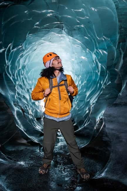 Reykjavik: Katla Ice Cave & South Coast Waterfalls Tour - Skógafoss gives you an early Iceland classic