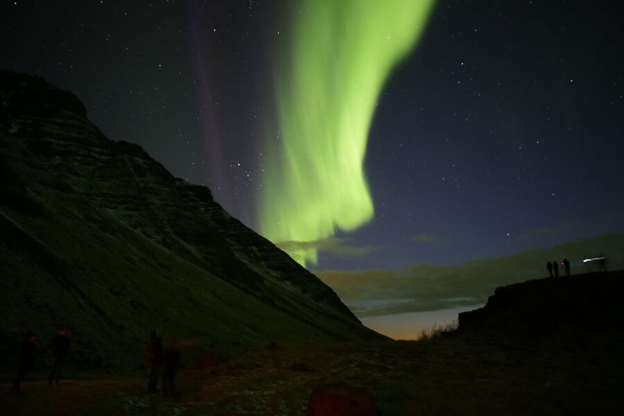 Reykjavik: Northern Lights Experience by Superjeep - Should You Book the Reykjavik Superjeep Aurora Tour?