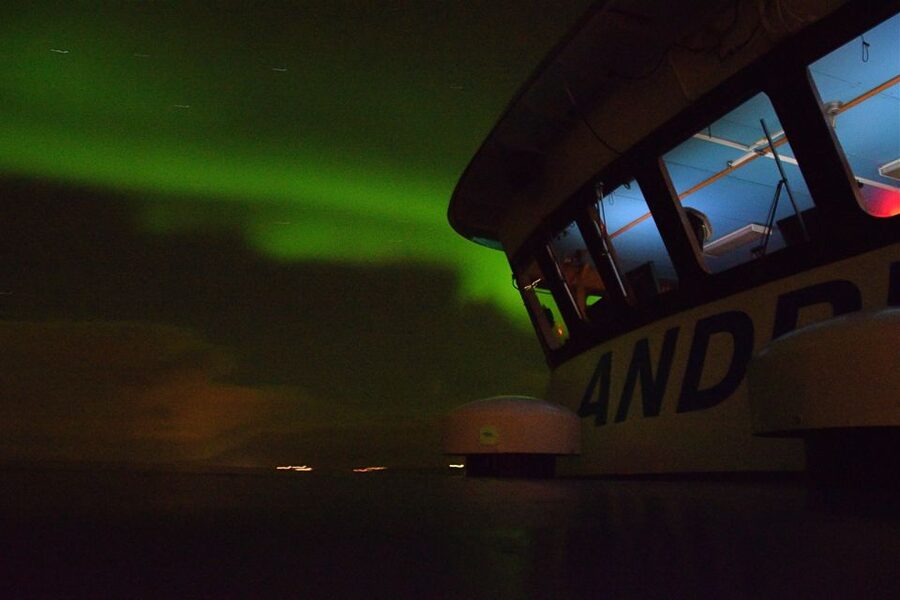 Reykjavik: Northern Lights Guided Boat Tour - When Weather Cancels the Boat