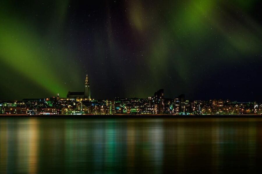 Reykjavik: Northern Lights Motor Yacht Cruise - Practical advice before you go