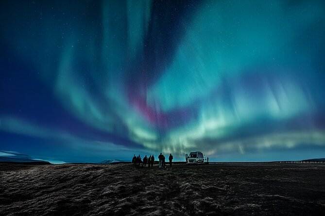 Reykjavik Northern Lights Tour with Professional Photographer - Darker countryside and changing viewing spots
