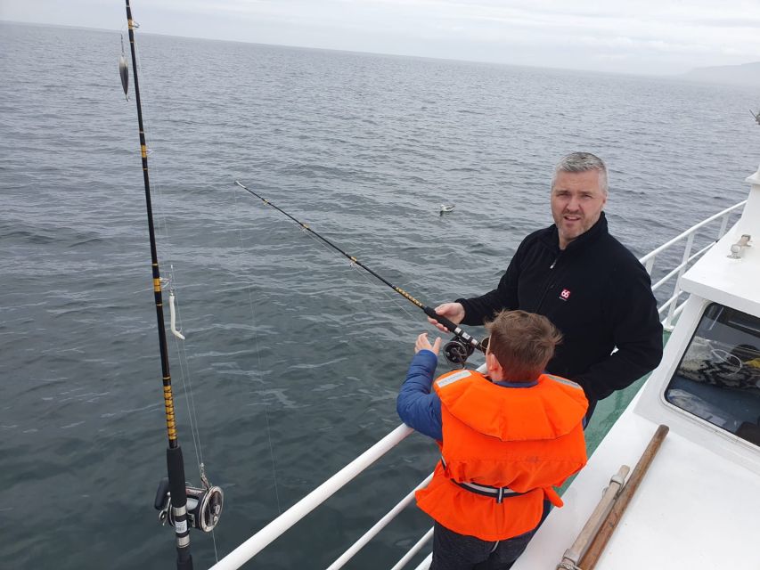 Reykjavik's Finest Catch: Guided Sea Angling Tour - The first 25 minutes across Faxaflói Bay
