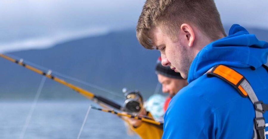 Reykjavik: Sea Fishing Boat Tour & BBQ with the Day's Catch - What happens at the fishing spots