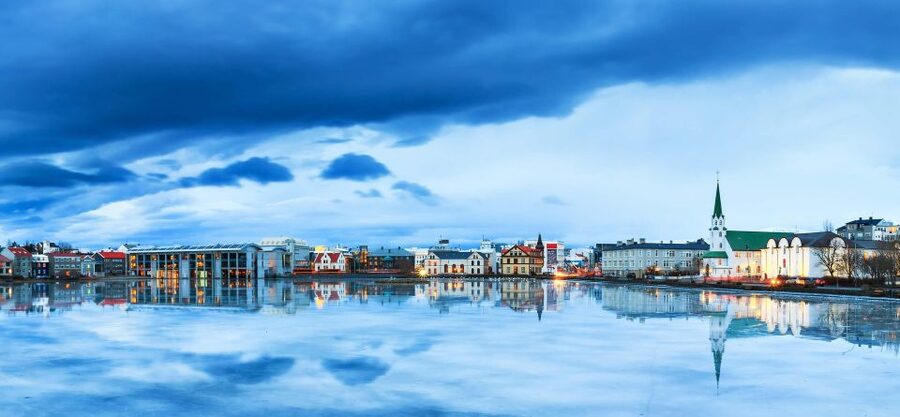 Reykjavik: Sightseeing Walking Tour with a Viking - Reykjavik Harbour and Ægisgarður