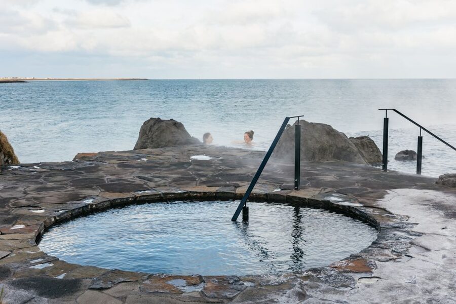 Reykjavik: Sky Lagoon Admission with Transfer - Check-in, wristbands, and changing rooms