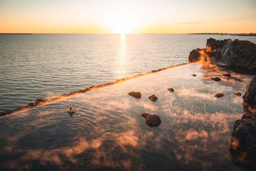 Reykjavik: Sky Lagoon Entrance Pass With 7-Step Spa Ritual - Who should book Sky Lagoon?