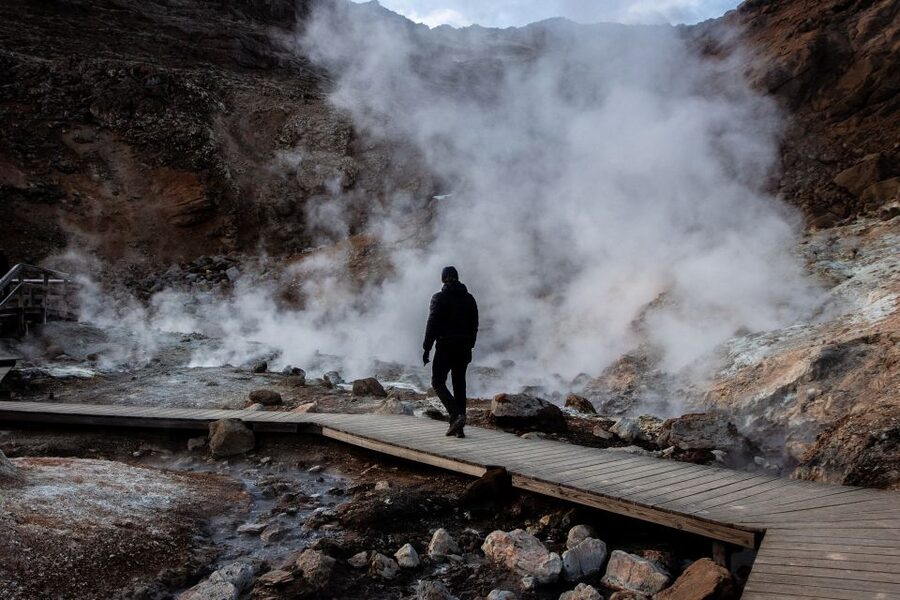 Reykjavík: Volcano Eruption Site and Reykjanes Hiking Tour - Gunnuhver brings bubbling mud and hissing steam