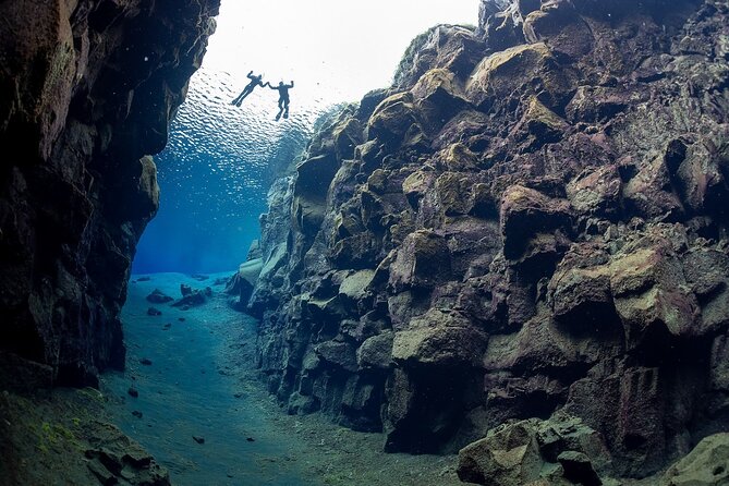 Silfra: Hot and Cold Snorkeling and Spa Tour - Self Drive - What the water portion feels like
