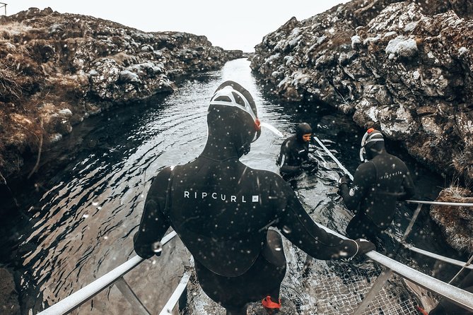 Silfra Wetsuit Snorkeling - Meet on Location | Free Photos - What the water feels like at 2 C