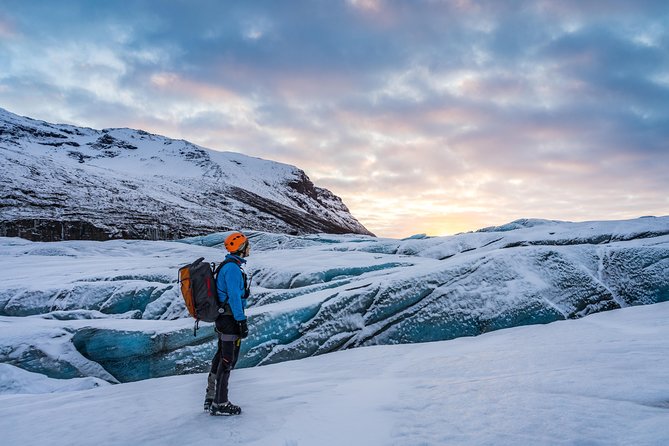 Skaftafell: Blue Ice Cave & Glacier Hike on Vatnajökull - Entering the natural blue ice cave