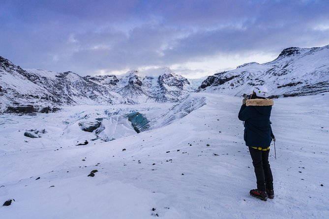 Skaftafell Glacier Hike – Small Group Trek on Vatnajökull - The approach to Falljökull