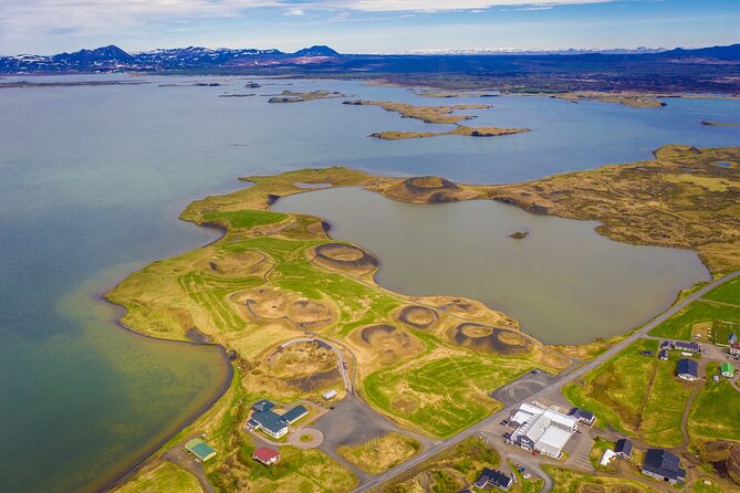 Small-Group Lake Mývatn Tour from Akureyri - Grjótagjá Cave and hot water changed by an eruption