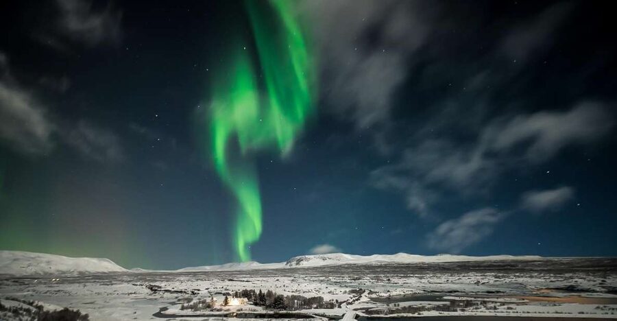 Small-Group Premium Northern Lights Tour from Reykjavik - Leaving Reykjavik for a darker sky