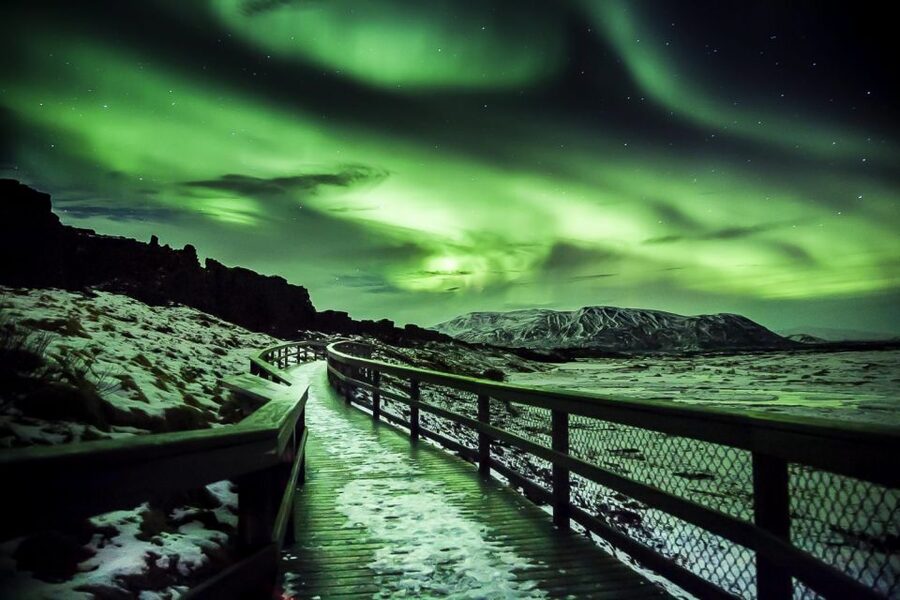 Small-Group Premium Northern Lights Tour from Reykjavik - What happens at the viewing stops