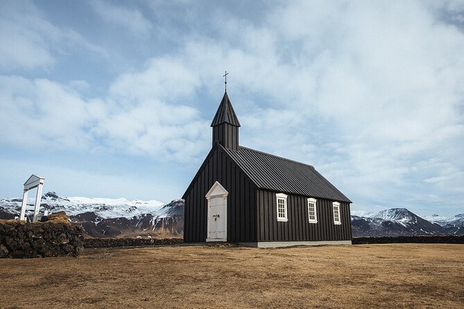 Snæfellsnes Peninsula | Private tour | PRO Photos included - Kirkjufell and Kirkjufellsfoss