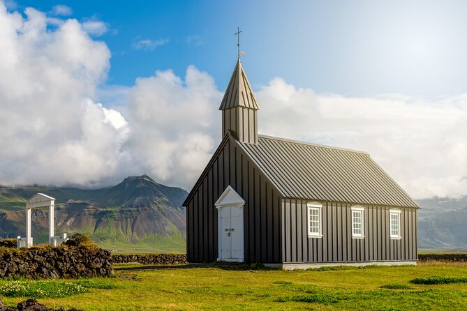 Snaefellsnes Peninsula Self-Guided Driving Audio Tour - The final story at Grundarfjörður