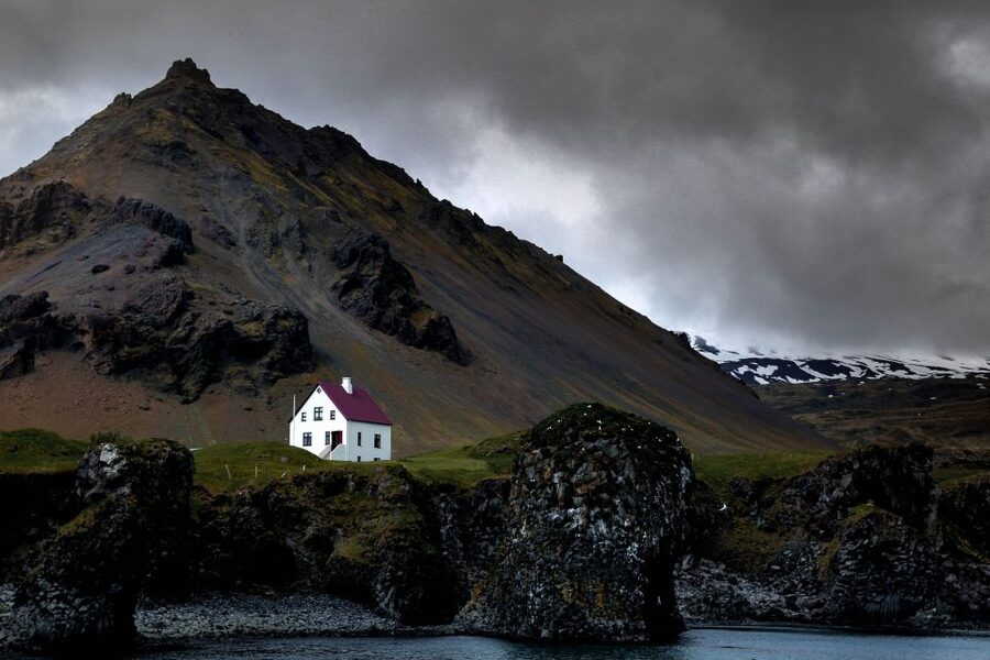 Snæfellsnes: Small-Group Hidden Treasures of The West Tour - Djúpalónssandur, where the coast tells old stories
