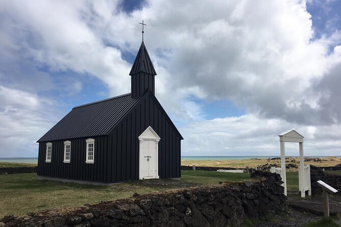 Snaefellsnes Small Group Tour with Homemade Meal from Reykjavik - Snæfellsjökull gives the peninsula its identity