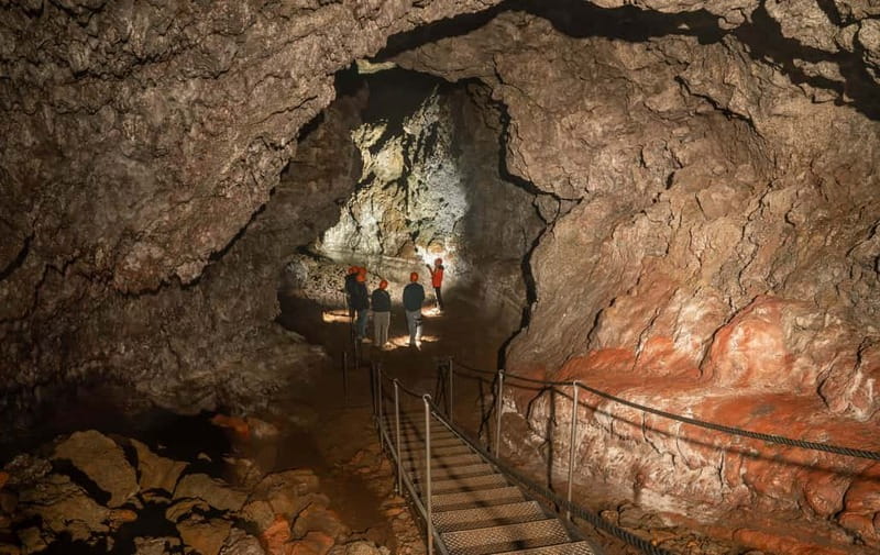 Snæfellsnes: Vatnshellir Lava Cave Tour - What the guide, helmet, and flashlight add