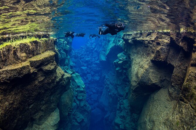 Snorkel the Silfra Fissure-Meet on Location (Free Photos & Cocoa) - Getting Ready at Thingvellir National Park