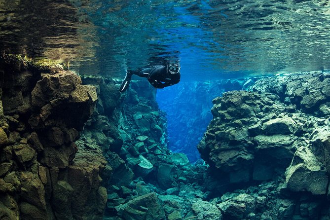 Snorkel the Silfra Fissure-Meet on Location (Free Photos & Cocoa) - Underwater Photos and the Cocoa Finish