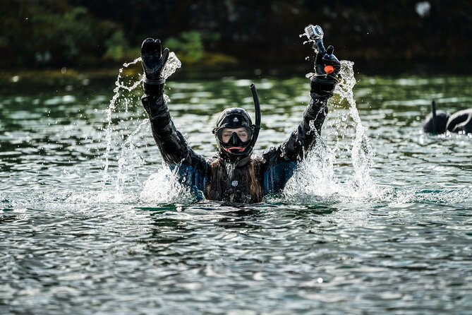 Snorkel the Silfra Fissure-Meet on Location (Free Photos & Cocoa) - The Safety Briefing and Water Requirements