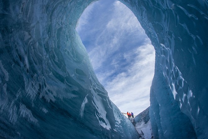 Sólheimajökull Glacier Hike & Ice Climbing Intro - Small Group - Meeting at the yellow school bus