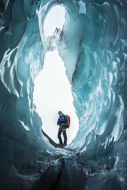Sólheimajökull: Guided Glacier Hike - What the guide adds to the experience