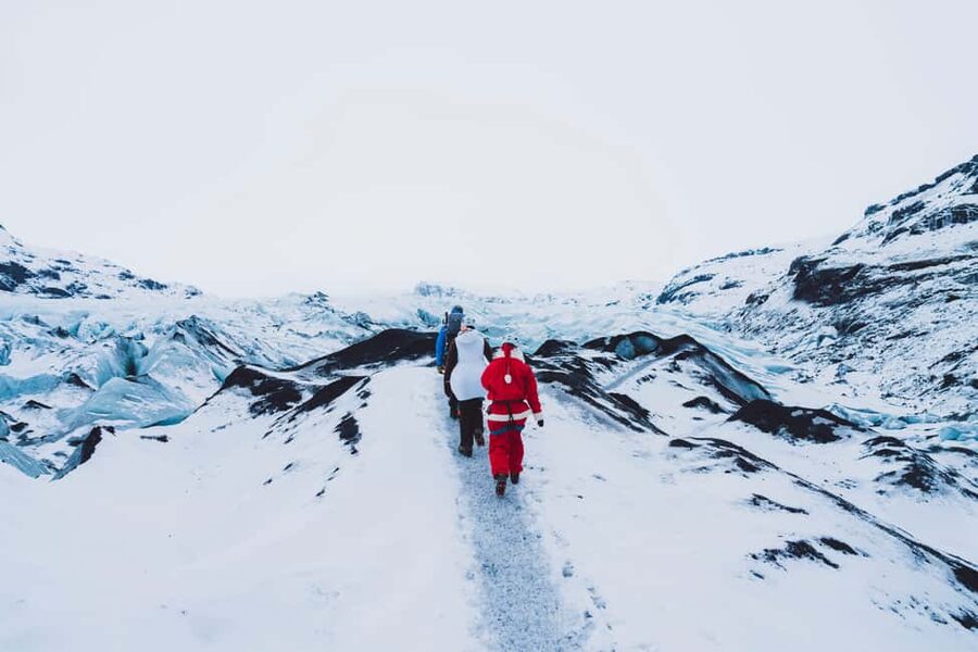 Sólheimajökull: Guided Glacier Hike - Clothes, weather, and everyday comfort