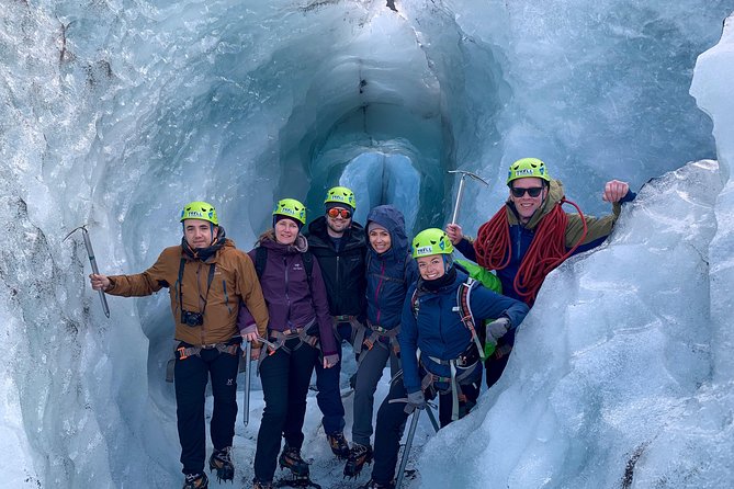 Sólheimajökull Ice Climbing and Glacier Walk - The 15-minute approach to the ice