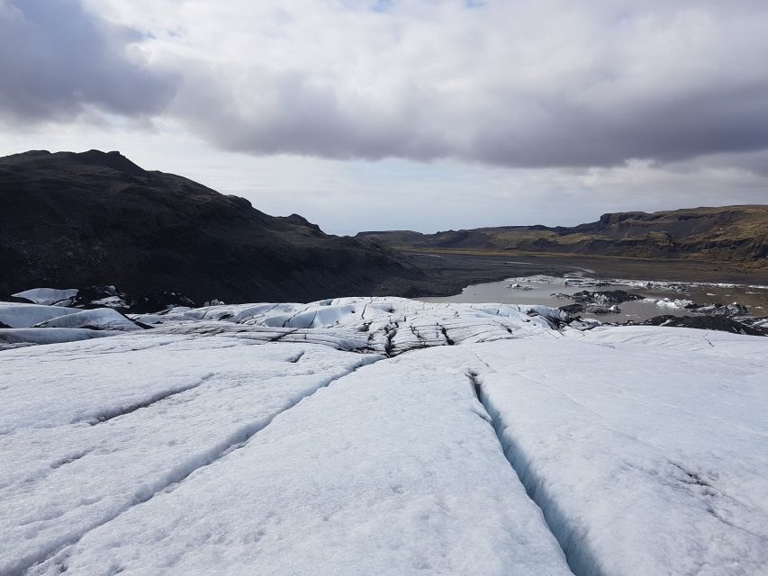 Sólheimajökull Ice Climbing Tour - What makes Sólheimajökull a good first glacier climb