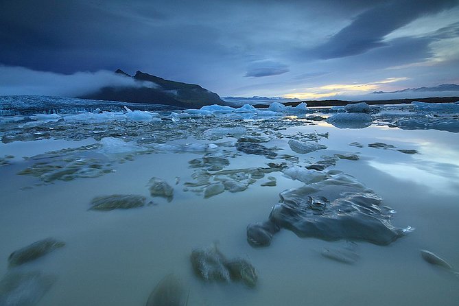 South Coast and Glacier Lagoon Day Trip by Super Jeep from Reykjavik - Skaftafell and Svínafellsjökull put ice within reach
