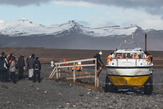 South Coast, Diamond Beach and Glacier Lagoon Day Tour - Skaftafell and the black-sand country