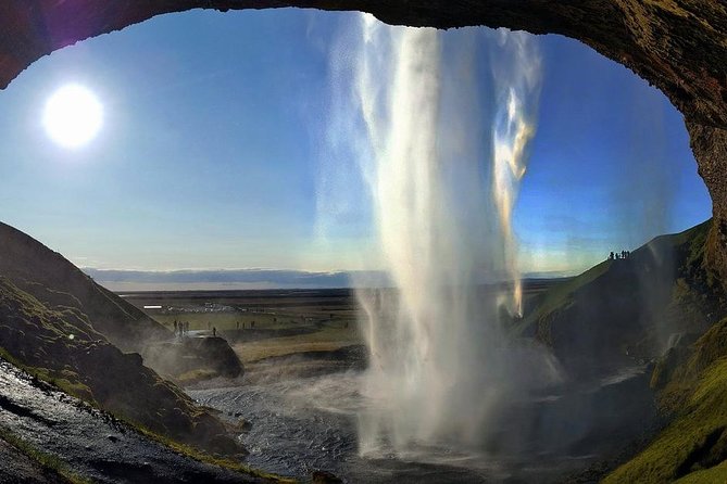 South Coast. Private Day Tour from Reykjavik - Seljalandsfoss and Gljufrabui: two waterfalls, two moods