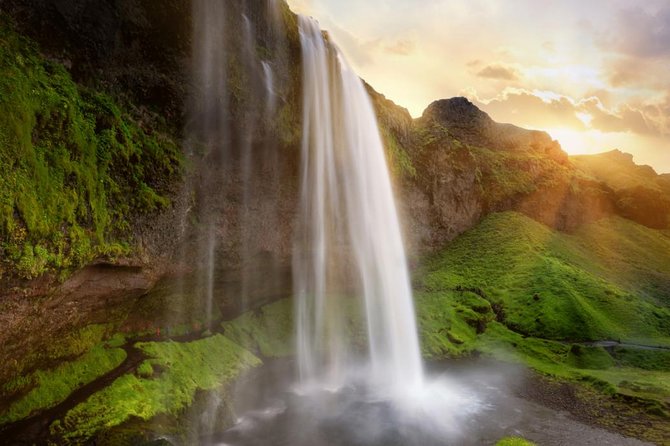 South Coast Waterfall, Black Beach, Glacier Adventure Small Group - Skogafoss: Iceland’s great wall of water