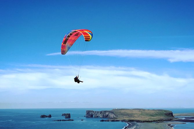 Tandem Paragliding Flights from Vik - Photos and video after landing