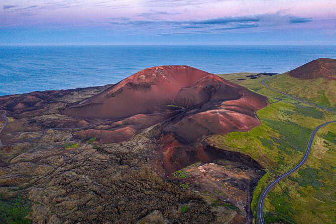 The Best of Vestmannaeyjar with Ebbi - What the Two-Hour Format Does Well