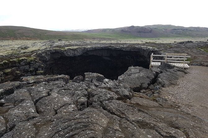 The Cave Explorer - Inside Víðgelmir, Iceland’s long lava tube