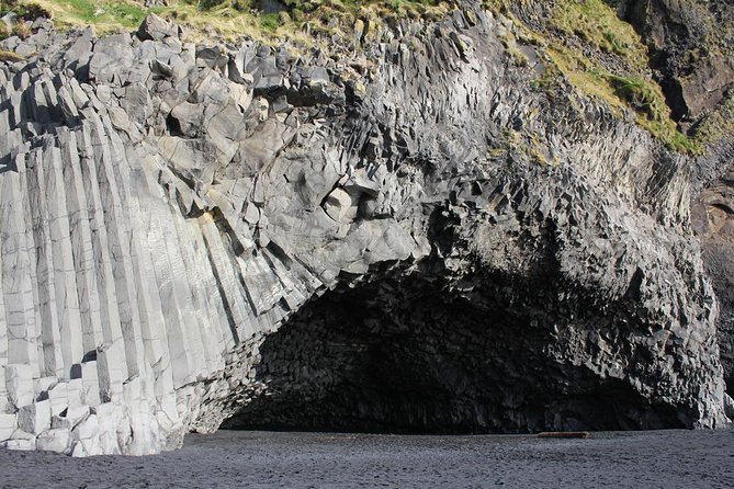The Great Round Tour: Around Iceland in 13 Days - Comfort, fitness, and the daily rhythm